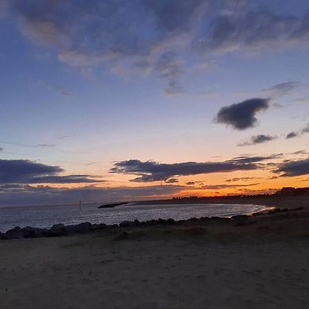 Awave From It All - Escape The City Life Jaywick Sands Екстериор снимка